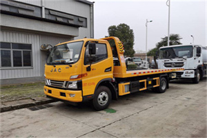 西直门外车辆公路救援