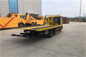 西直门外非事故拖车