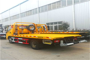 西直门外附近拖车救援搭电