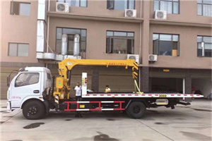 西直门外附近汽车轮胎更换